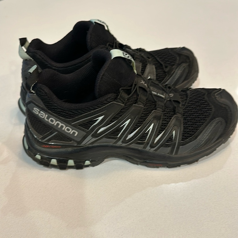 Salomon Women’s XA Pro 3D Trail Running Shoes Size 9